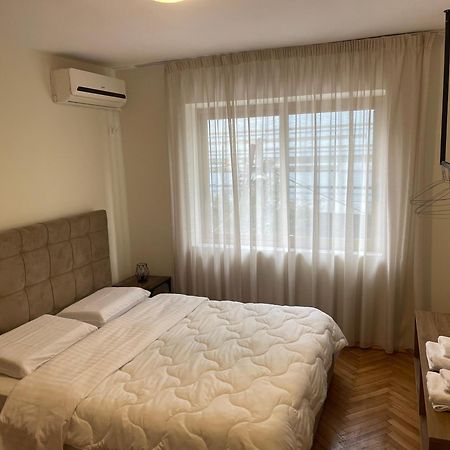 Cozy Apartment, In The Center Of Tirana Esterno foto